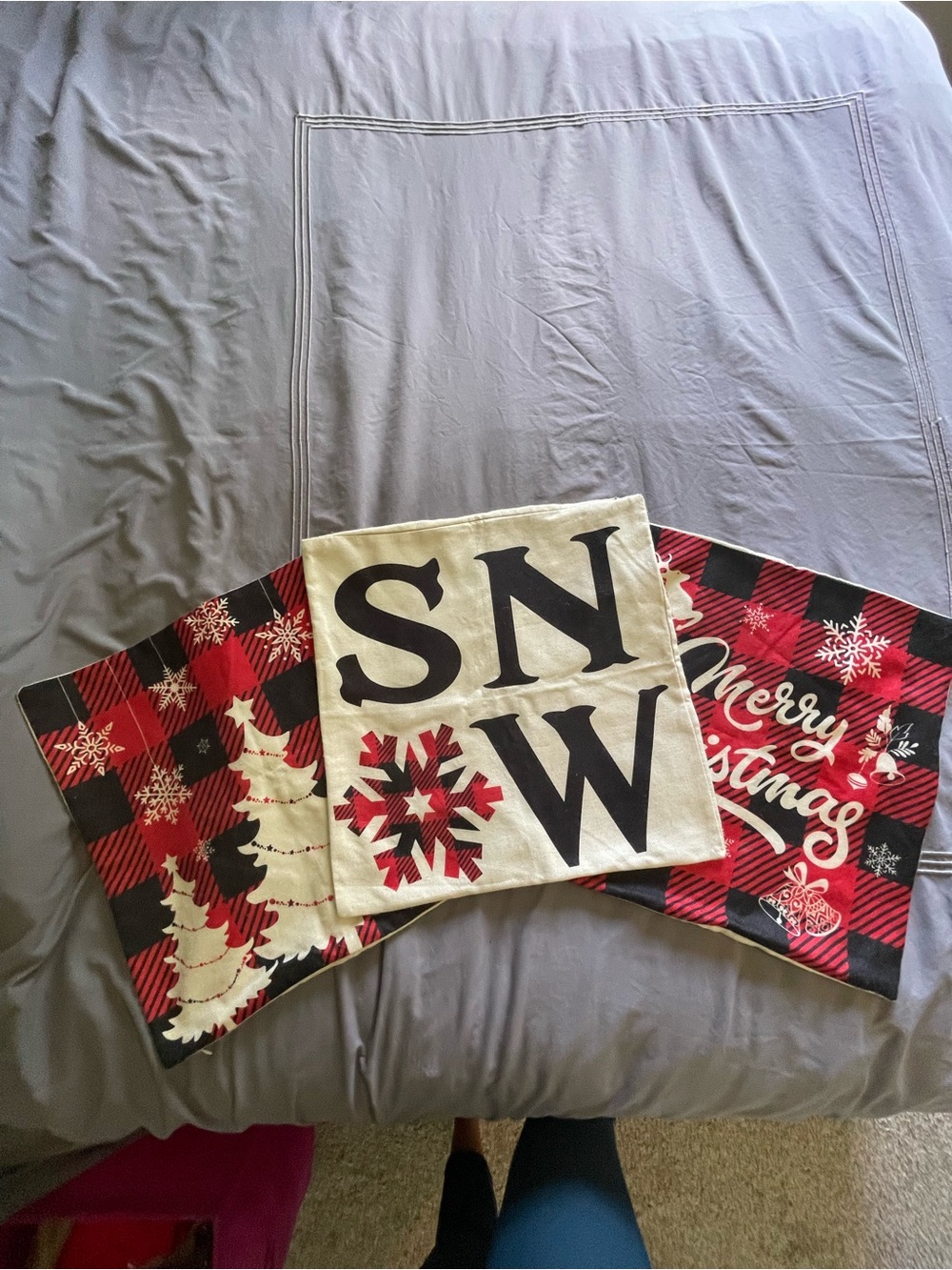 Holiday 'SNOW' Decorative Pillow Cover Set - Red, Black, White Three